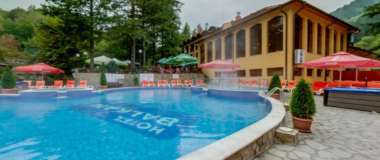 Balkan Hotel Chiflik Exterior foto